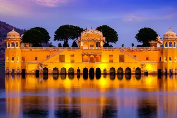 Ranthambhore Tiger Tour of Delhi, Agra, and Jaipur 5 Star Hotel